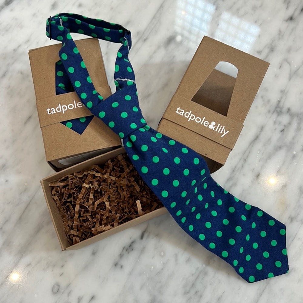 New Tadpole and Lilly Long Tie in Navy with Green Dots Size 0-4 Years